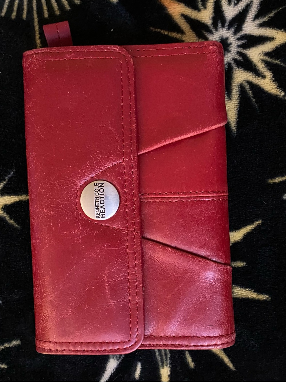 Kenneth Cole Reaction Red Leather Folded Wallet with Branded Snap